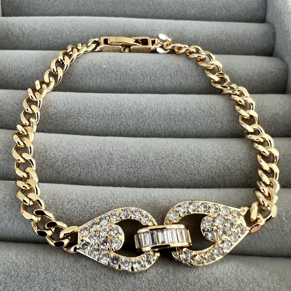 Bracelet With Gold Filled Brass Links With Larger Iced-Out CZ Links In Center